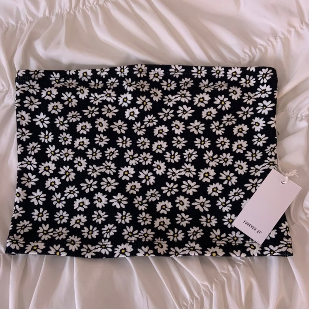 f21 daisy tube top